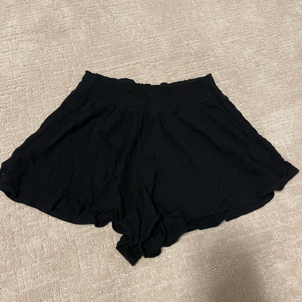 Comfortable black shorts, Size L